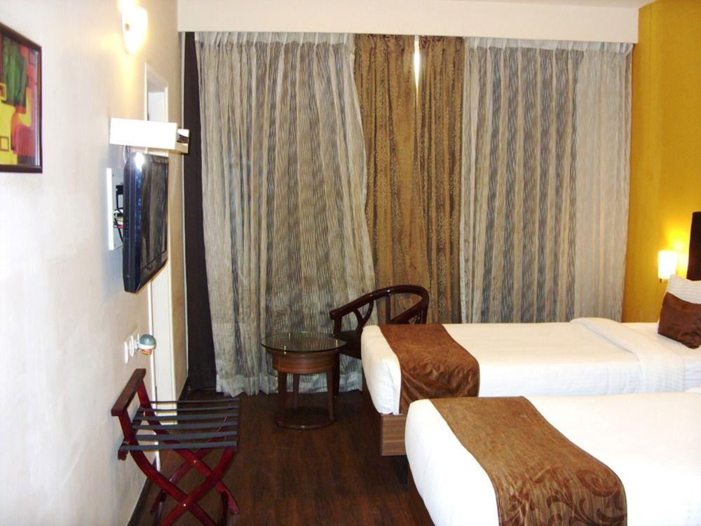 Mango Hotels, Samed Agra Agra  Exterior foto
